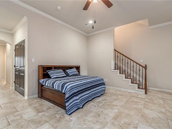 5th image of 1760 Heath Dr