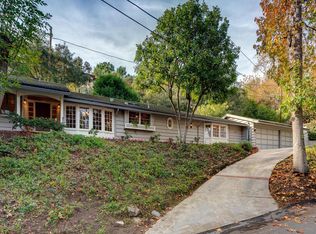 1050 Stratford Dr, La Canada Flintridge, CA 91011