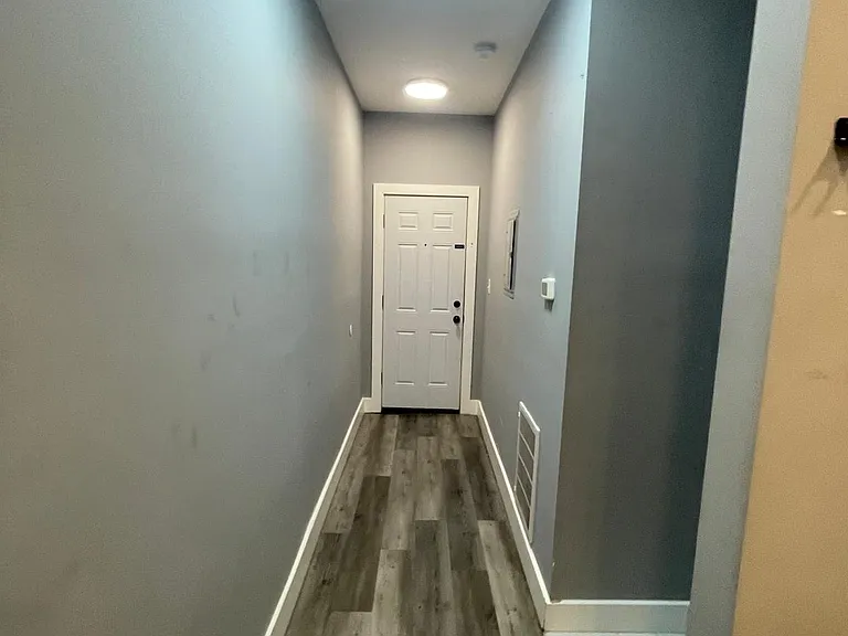 235 2nd St #2 — Photo 8