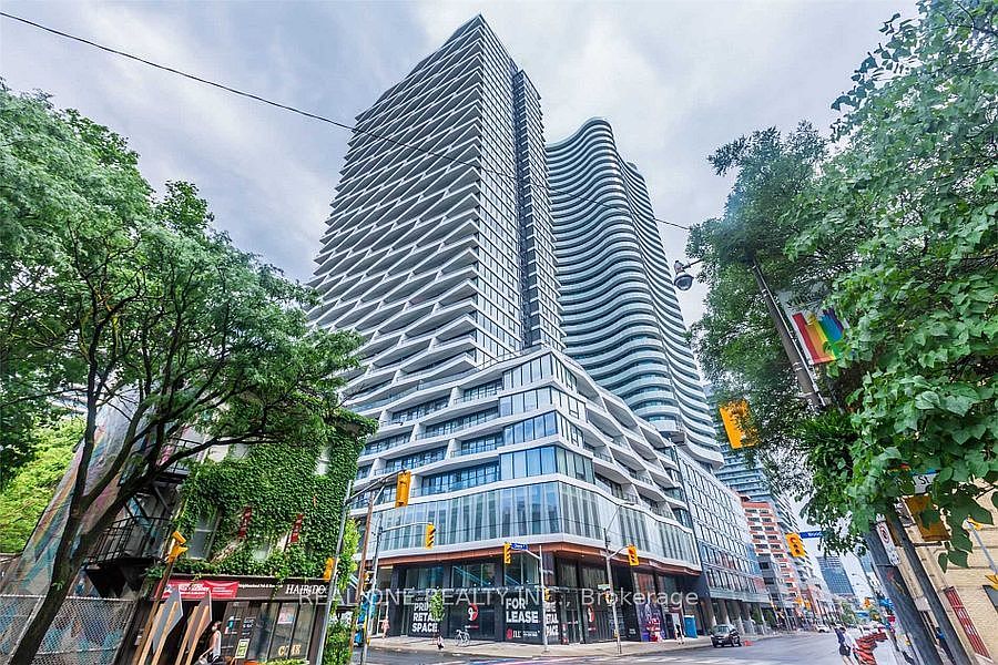 1st image of 85 Wood St #616