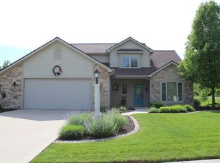 13325 Ravenswood Blvd, Fort Wayne, IN 46845