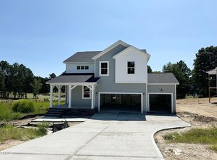 738 Barbour Farm Ln, Four Oaks, NC 27524