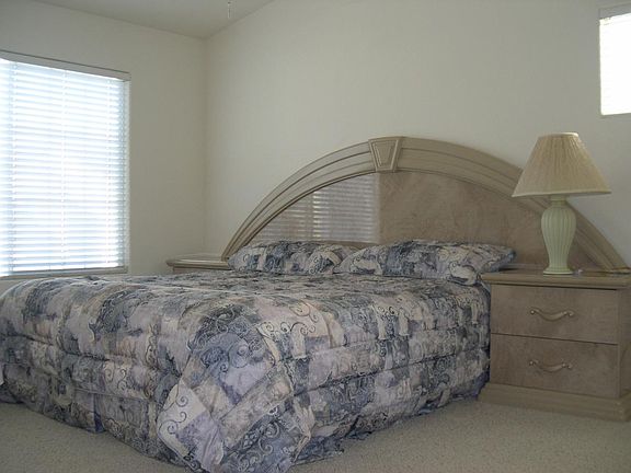 4th image of 442 Knollcrest Ave