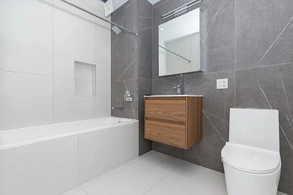 Rented by Nooklyn NYC LLC | media 29