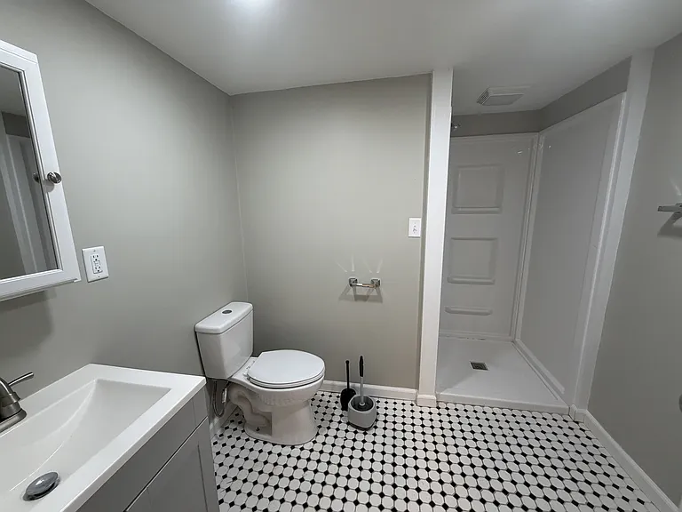 1209 S Armstrong St — Photo 12