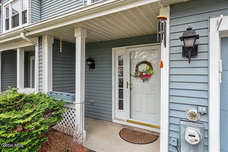 4th image of 114 Stoney Creek Drive