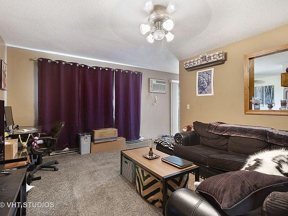 3rd image of 1000 Beauchamp Ave APT 4