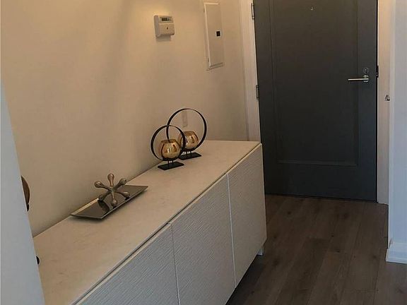 2nd image of 155 Yorkville Ave #302