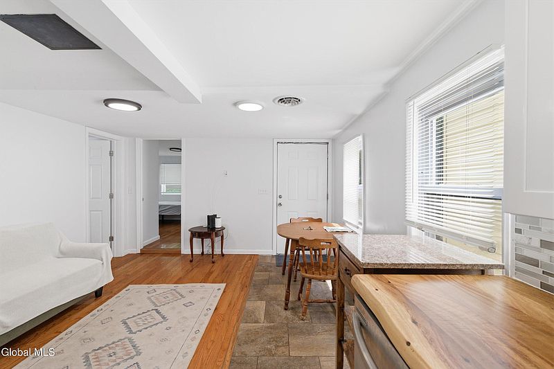 4th image of 86 14th Street