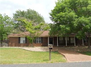 2901 Live Oak St, Round Rock, TX 78681