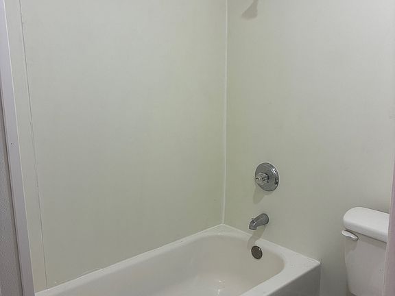 4th image of 2224 Sylvanie St