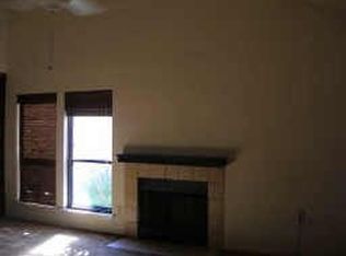 15711 Pipers View Dr, Webster, TX 77598