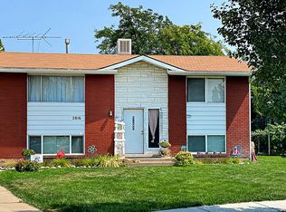 2816 W 1750 N, Clinton, UT 84015