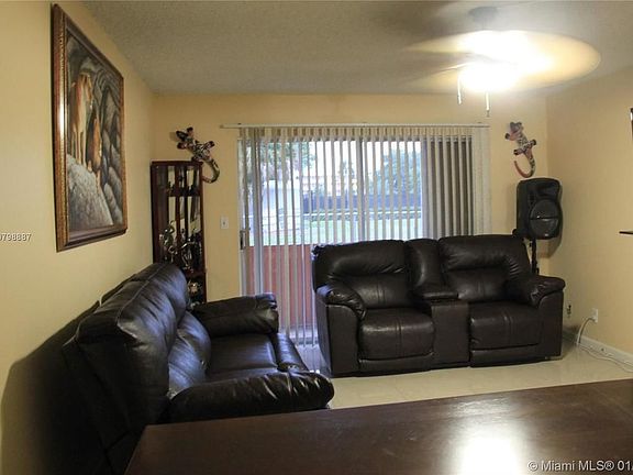 3rd image of 1200 Tallwood Ave APT 106
