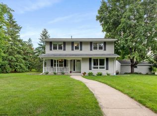 1500 Glacier Ln N, Plymouth, MN 55447