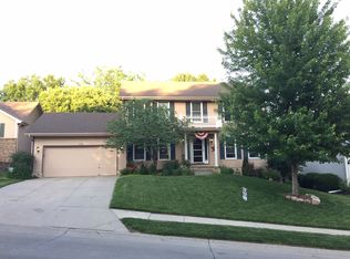 303 N 160th St, Omaha, NE 68118