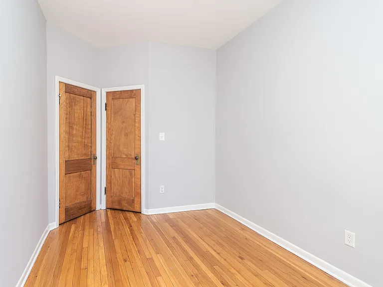 1110 W Dickens Ave #1 — Photo 11