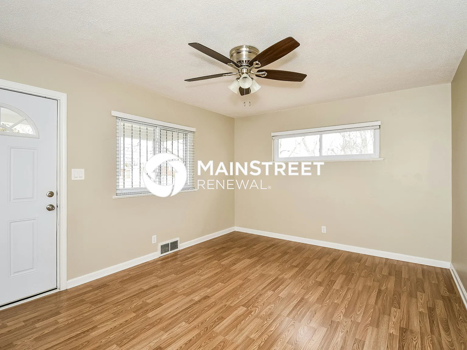 1604 Louise Ave — Photo 4