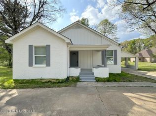 3541 N Liberty St, Canton, MS 39046
