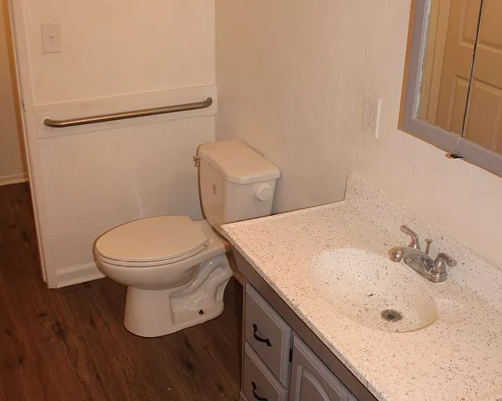 12100 Birch Ave — Photo 23