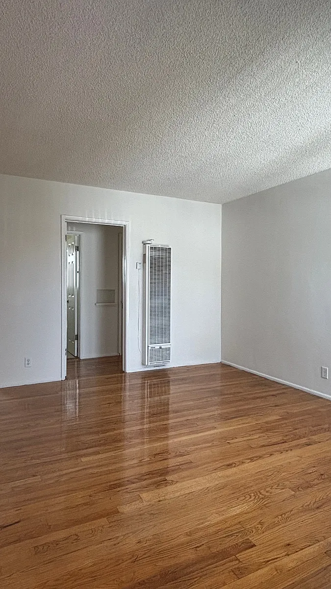 Building Photo - 2234 Thurman Ave #2234