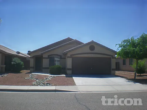 16559 W Post Dr Photo 1