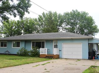 900 E 15th St S, Newton, IA 50208