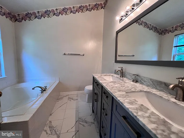 4110 Flower Box Ct — Photo 6