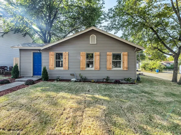 4702 E 4th Pl, Tulsa, OK 74112