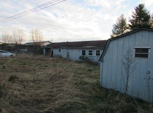 237 Clines Country Rd, Lashmeet, WV 24733