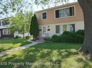 4383 S 20th St, Milwaukee, WI 53221