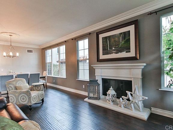 Formal Dining & Living