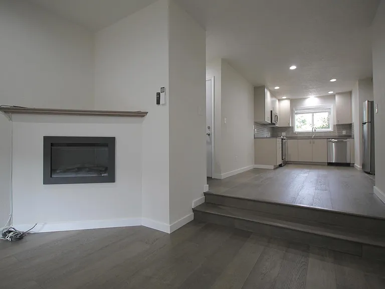 6515 SW Terri Ct — Photo 3
