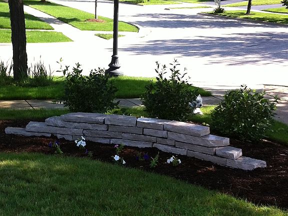 2nd image of 5031 Country Pl