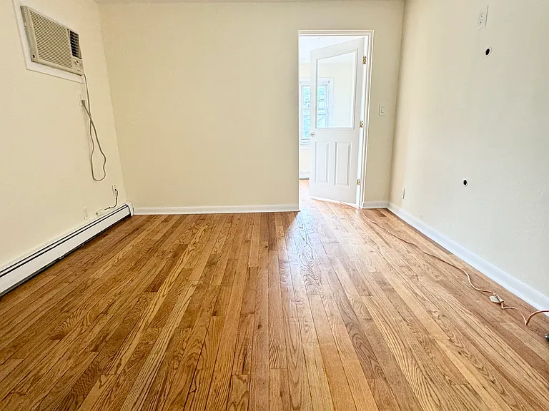 85 Bogart Ave #2 — Photo 5