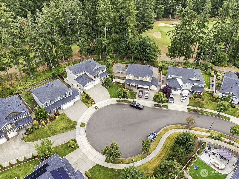 5th image of 9339 Balata Court NE