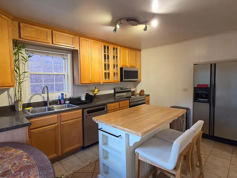 5000 N Normandy Ave — Photo 12