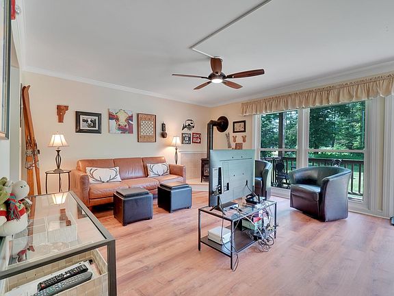 5th image of 82 Towne Farm Lane #11