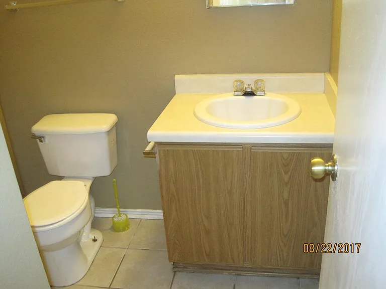 4911 Kenton Lake — Photo 18