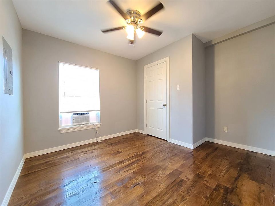 1st image of 2616 Avenue Q #Rr3