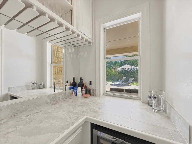6 Candleleaf Ct — Photo 11