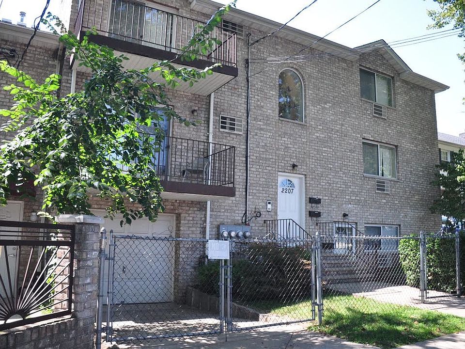 1st image of 2207 Kingsland Ave #2
