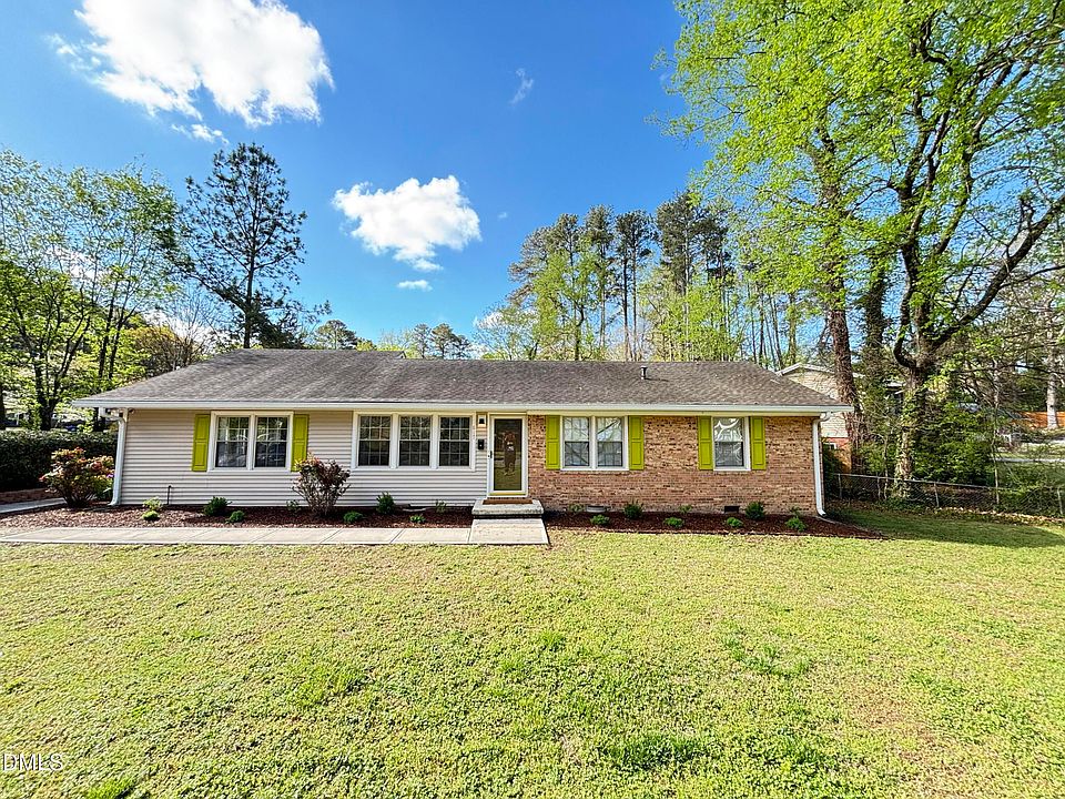 1st image of 817 Chatham Ln