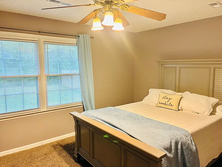 720 Crestview Dr — Photo 13