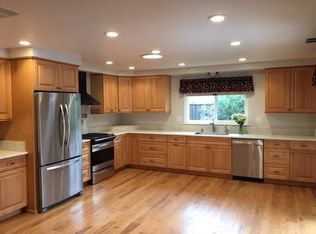 2370 Pinercrest Dr, Santa Rosa, CA 95403