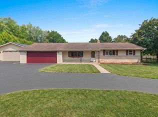 6501 Sunset Dr, Two Rivers, WI 54241