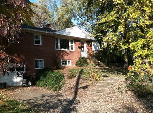 8123 Bainbridge Rd, Alexandria, VA 22308