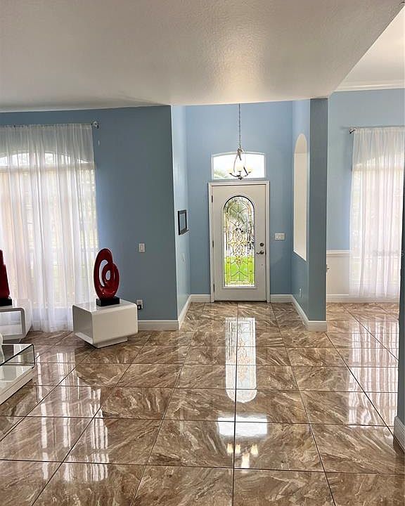 1st image of 2847 Oconnell Dr #2847