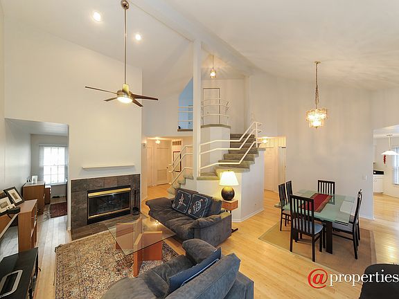 Living Room / Dining Room