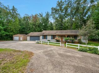 636 Wilderness Dr, Alger, MI 48610